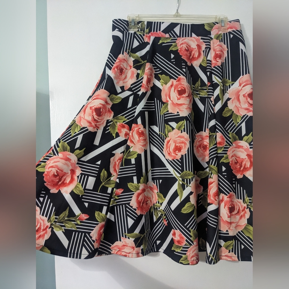 NWT Floral Skirt